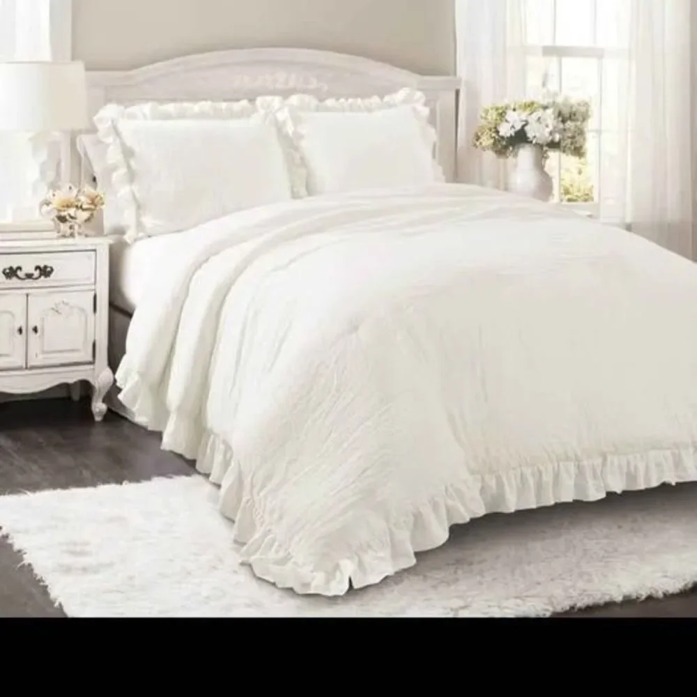Lush Decor Home-Reyna collection-California King Ruffled Comforter